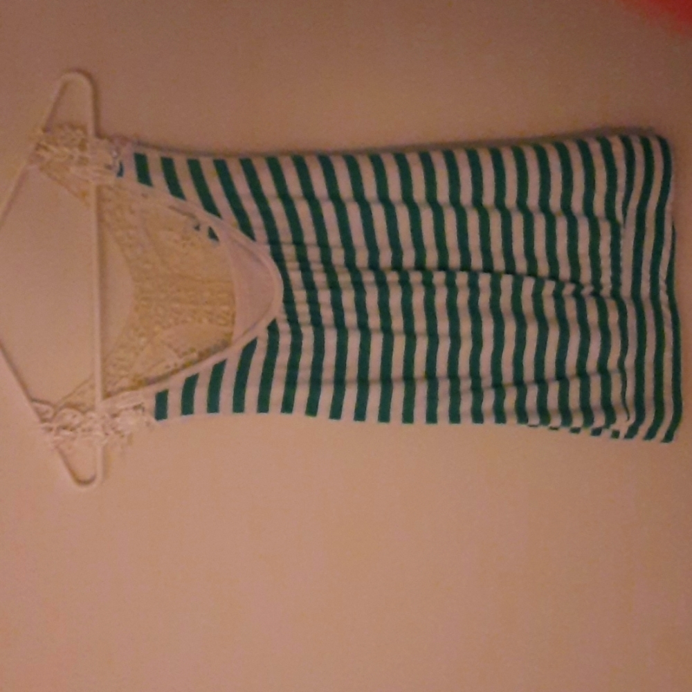 Lace detail tank top